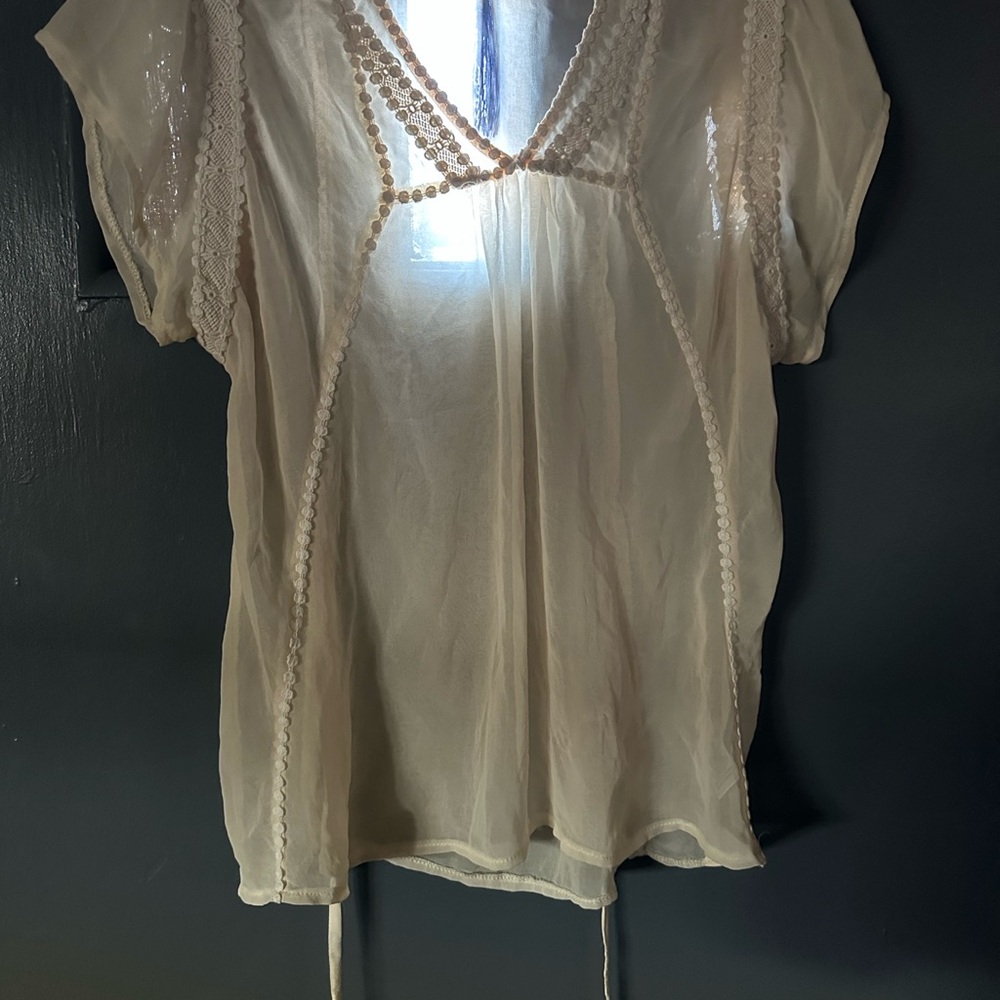 Phanuel elegant Cream Women's Top